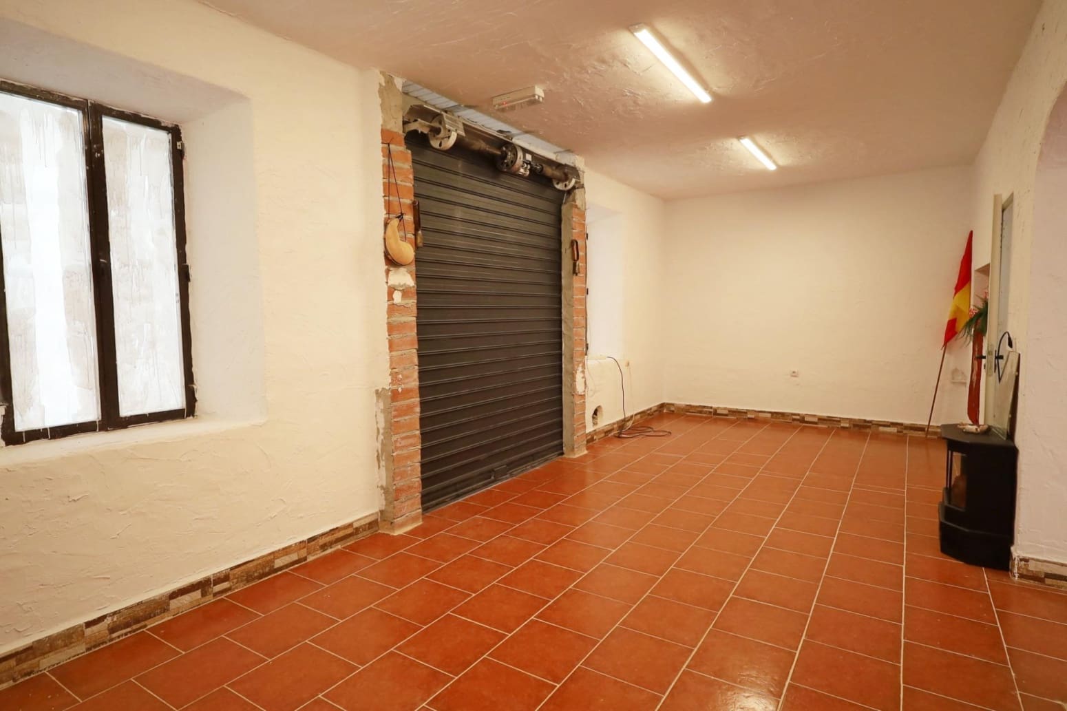 Kommersiell til leie i Benalmadena - € 1 300 (Ref: 10099028)