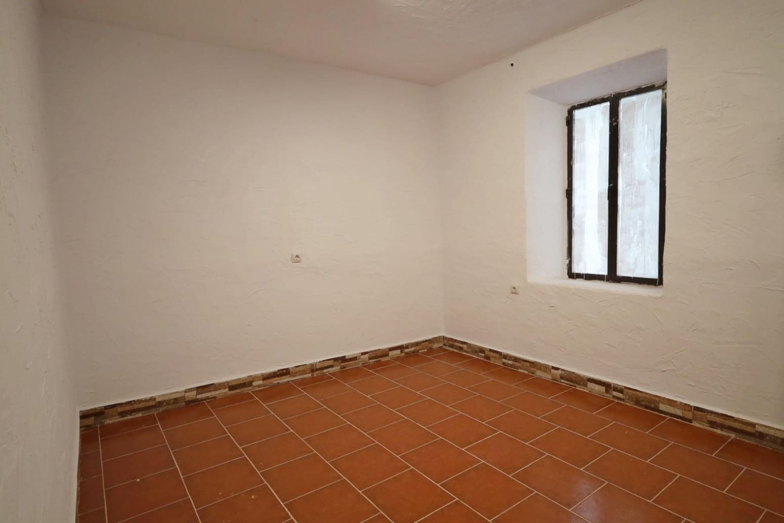 Kommersiell til leie i Benalmadena - € 1 300 (Ref: 10099028)