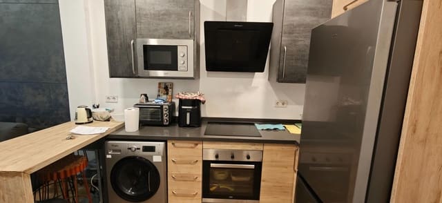2 sovrum Lägenhet att hyra i Torremolinos - 1 200 € (Ref: 10120991)