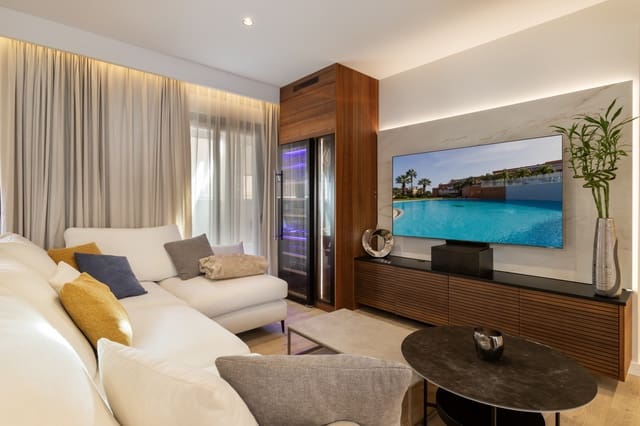 4 bedroom Flat for sale in Torremolinos with garage - € 995,000 (Ref: 10167167)
