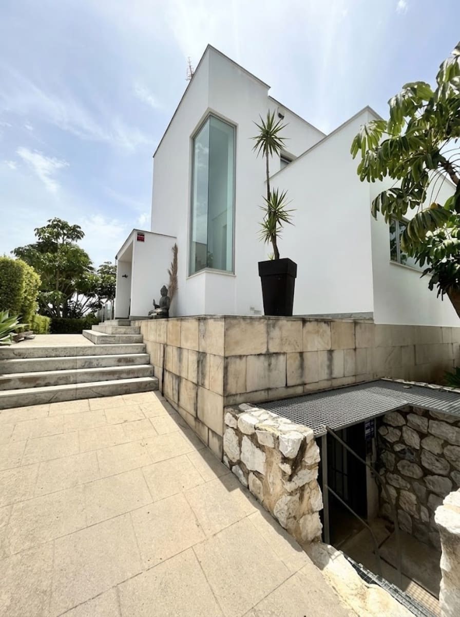 3 sypialnia Willa na sprzedaż w Miasto Malaga z basenem garażem - 795 000 € (Ref: 10176095)
