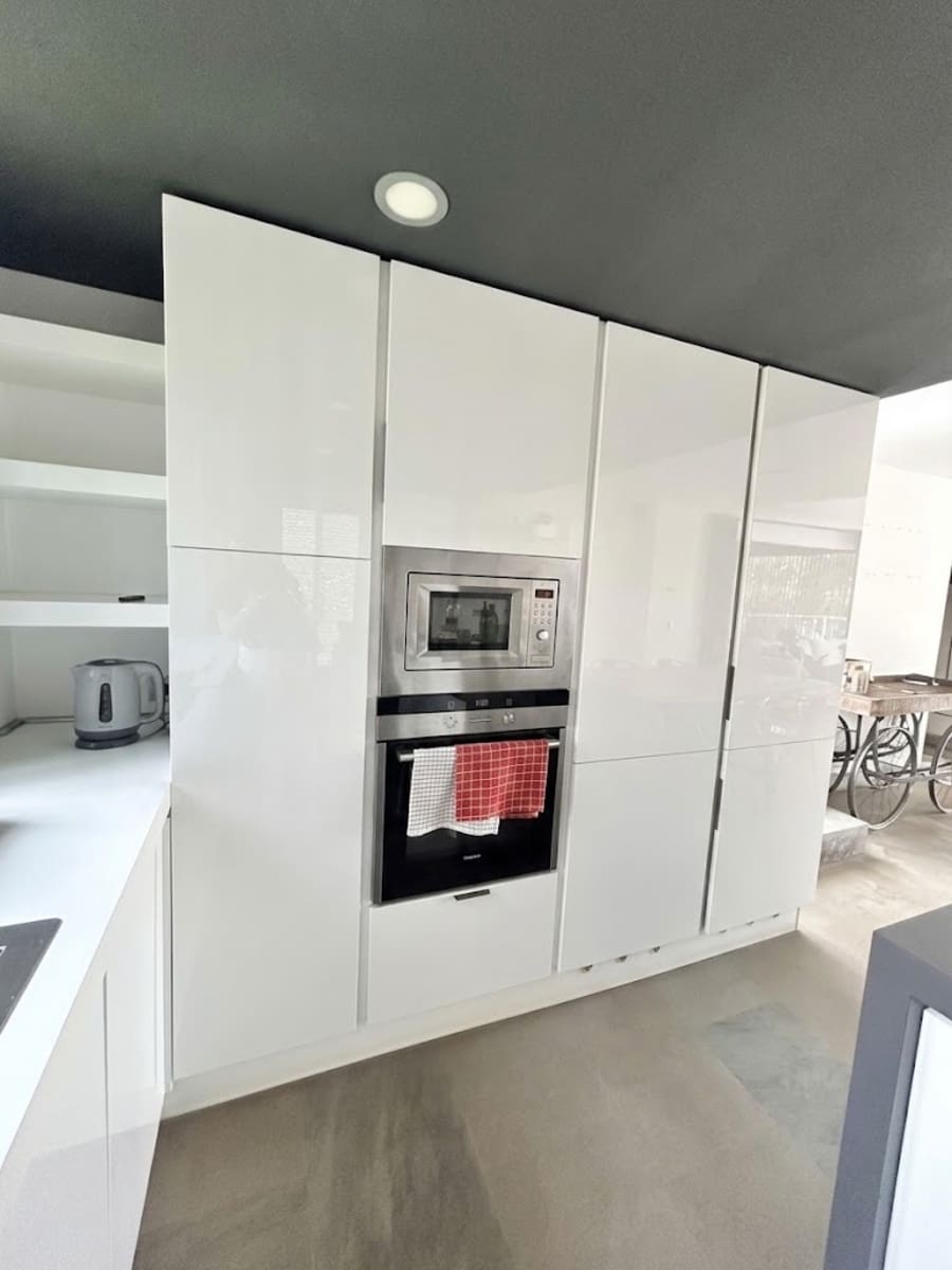 3 sypialnia Willa na sprzedaż w Miasto Malaga z basenem garażem - 795 000 € (Ref: 10176095)