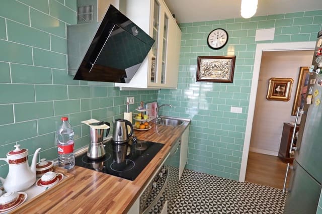 2 slaapkamer Flat te koop in Torremolinos - € 315.000 (Ref: 8747969)