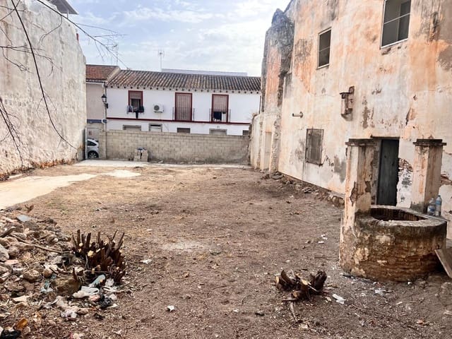 Byggetomt til salgs i Málaga by - € 360 000 (Ref: 8773812)