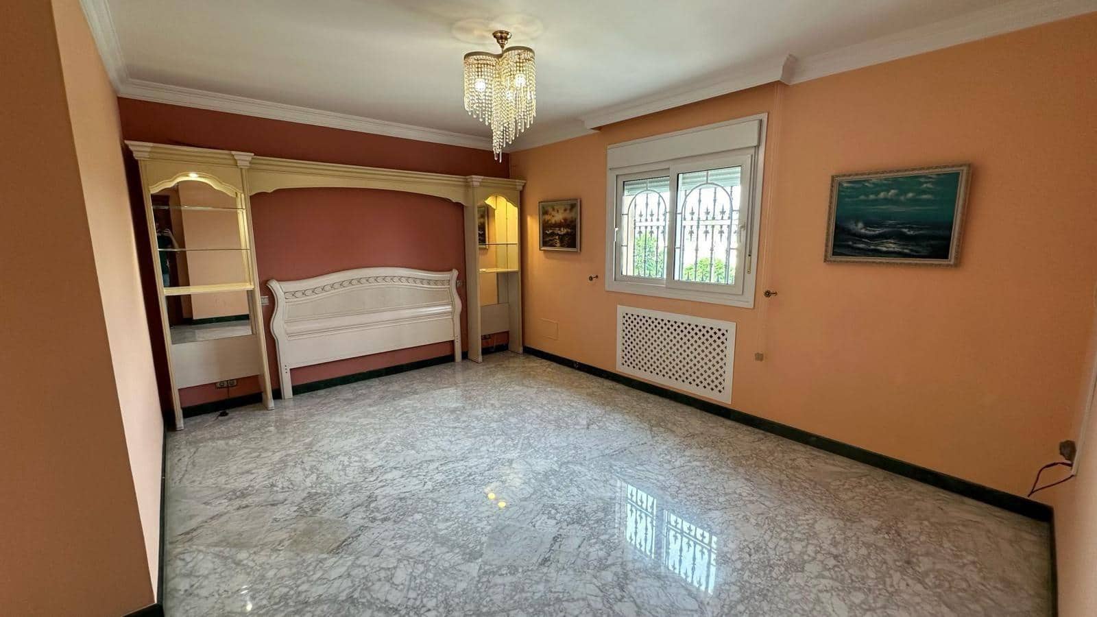 8 quarto Moradia para venda em Alhaurin de la Torre com piscina garagem - 1 200 000 € (Ref: 8976272)