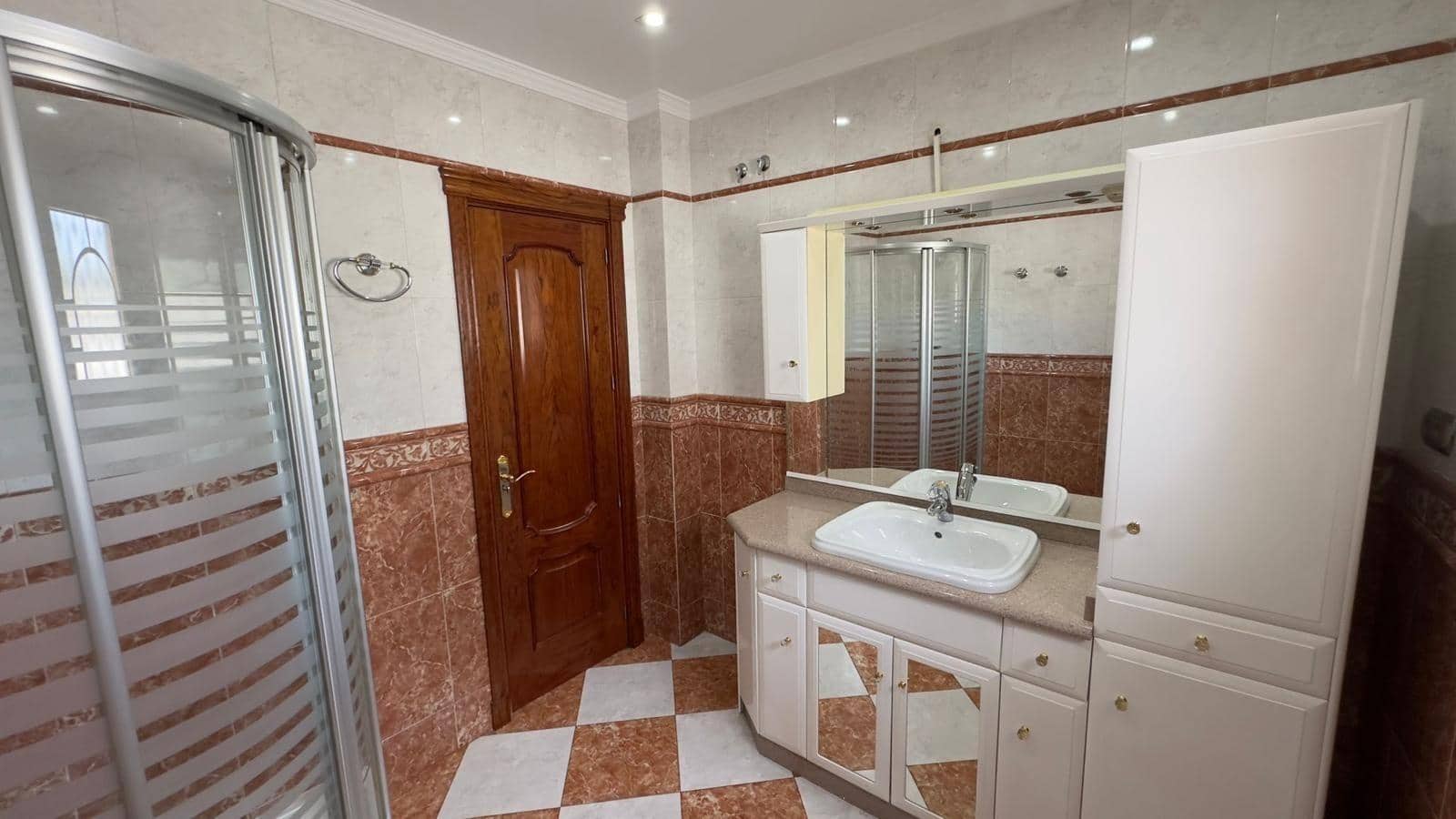 8 quarto Moradia para venda em Alhaurin de la Torre com piscina garagem - 1 200 000 € (Ref: 8976272)