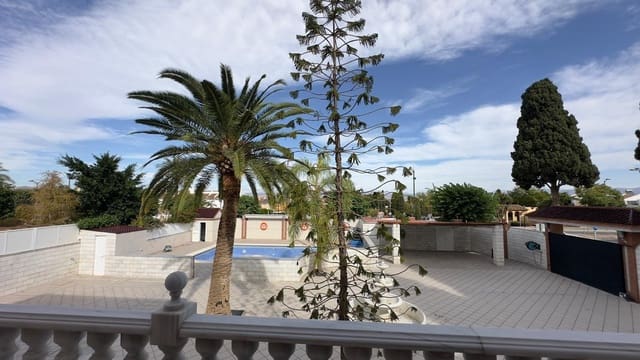 8 slaapkamer Villa te koop in Alhaurín de la Torre met zwembad garage - € 1.200.000 (Ref: 8976272)