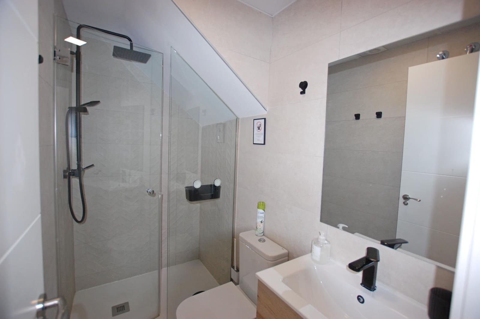 3 bedroom Penthouse for rent in Torremolinos with garage - € 1,800 (Ref: 9042443)