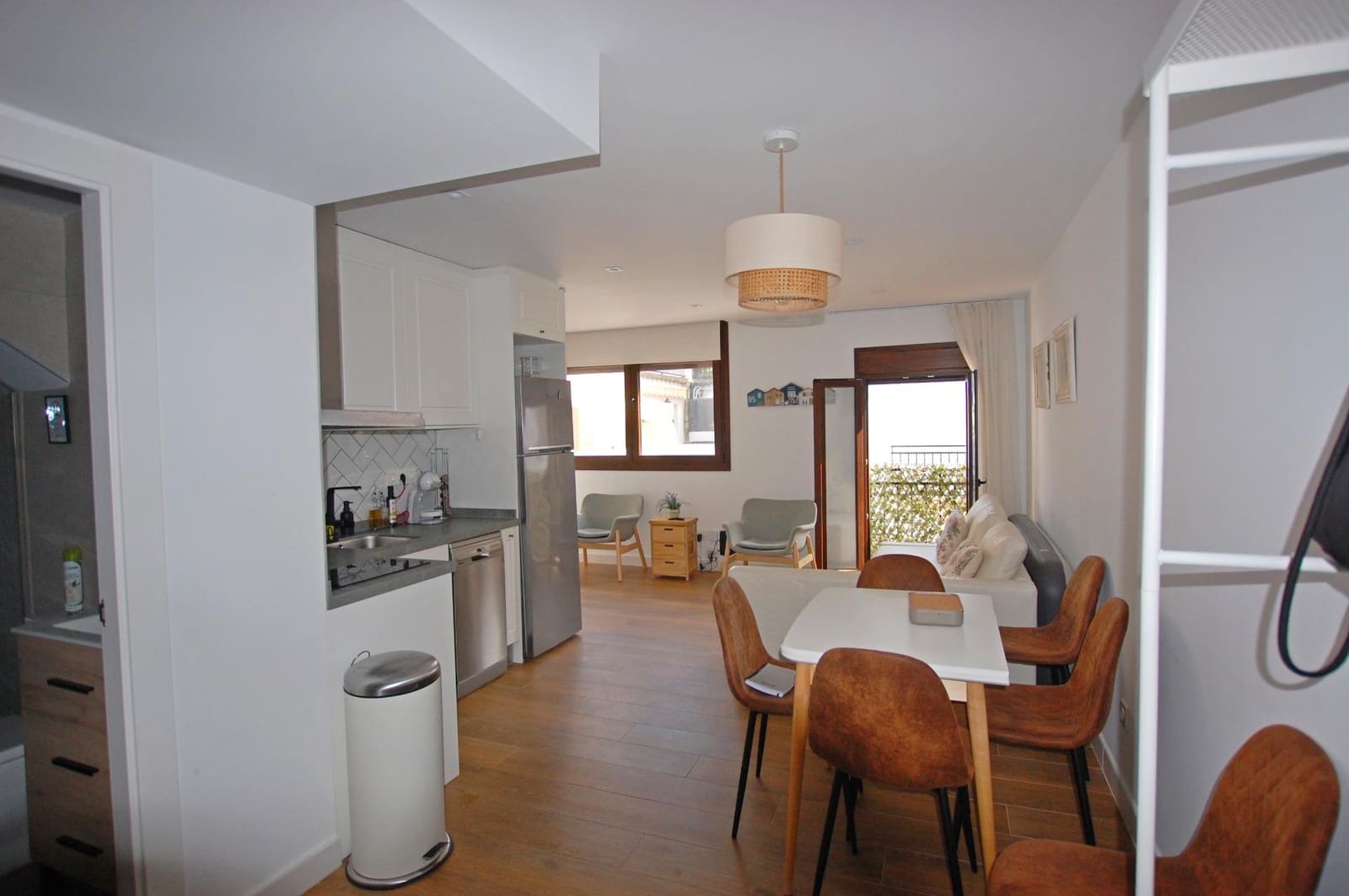 3 bedroom Penthouse for rent in Torremolinos with garage - € 1,800 (Ref: 9042443)