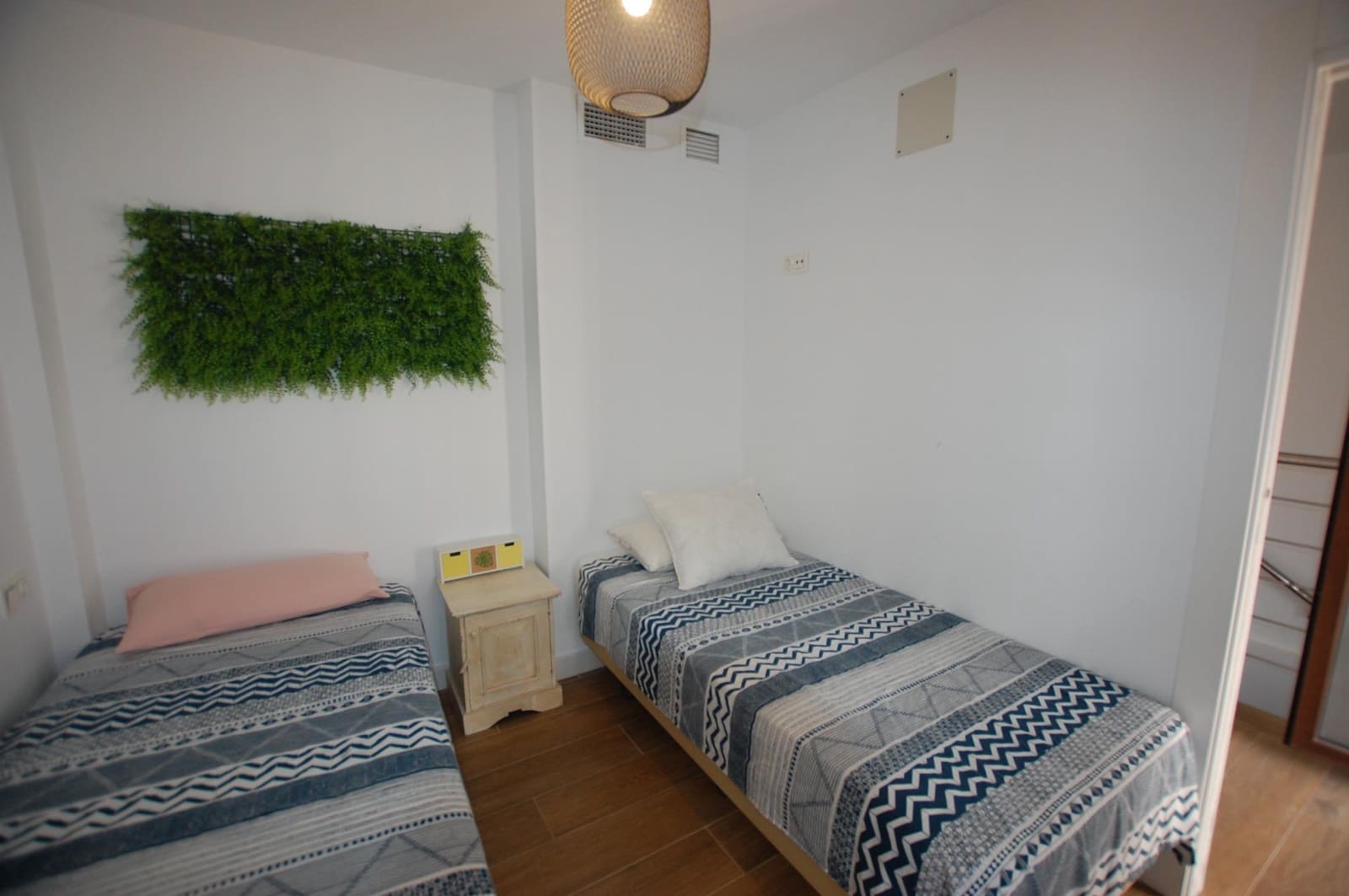 3 bedroom Penthouse for rent in Torremolinos with garage - € 1,800 (Ref: 9042443)