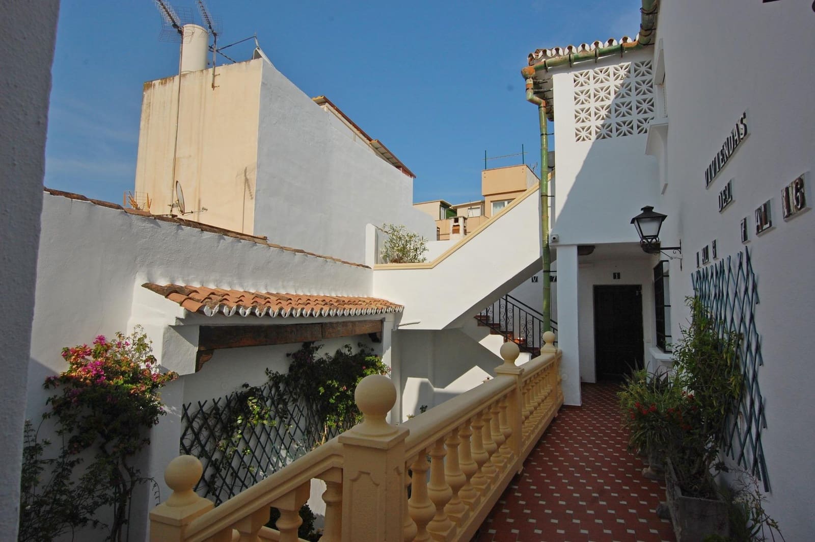 3 bedroom Penthouse for rent in Torremolinos with garage - € 1,800 (Ref: 9042443)