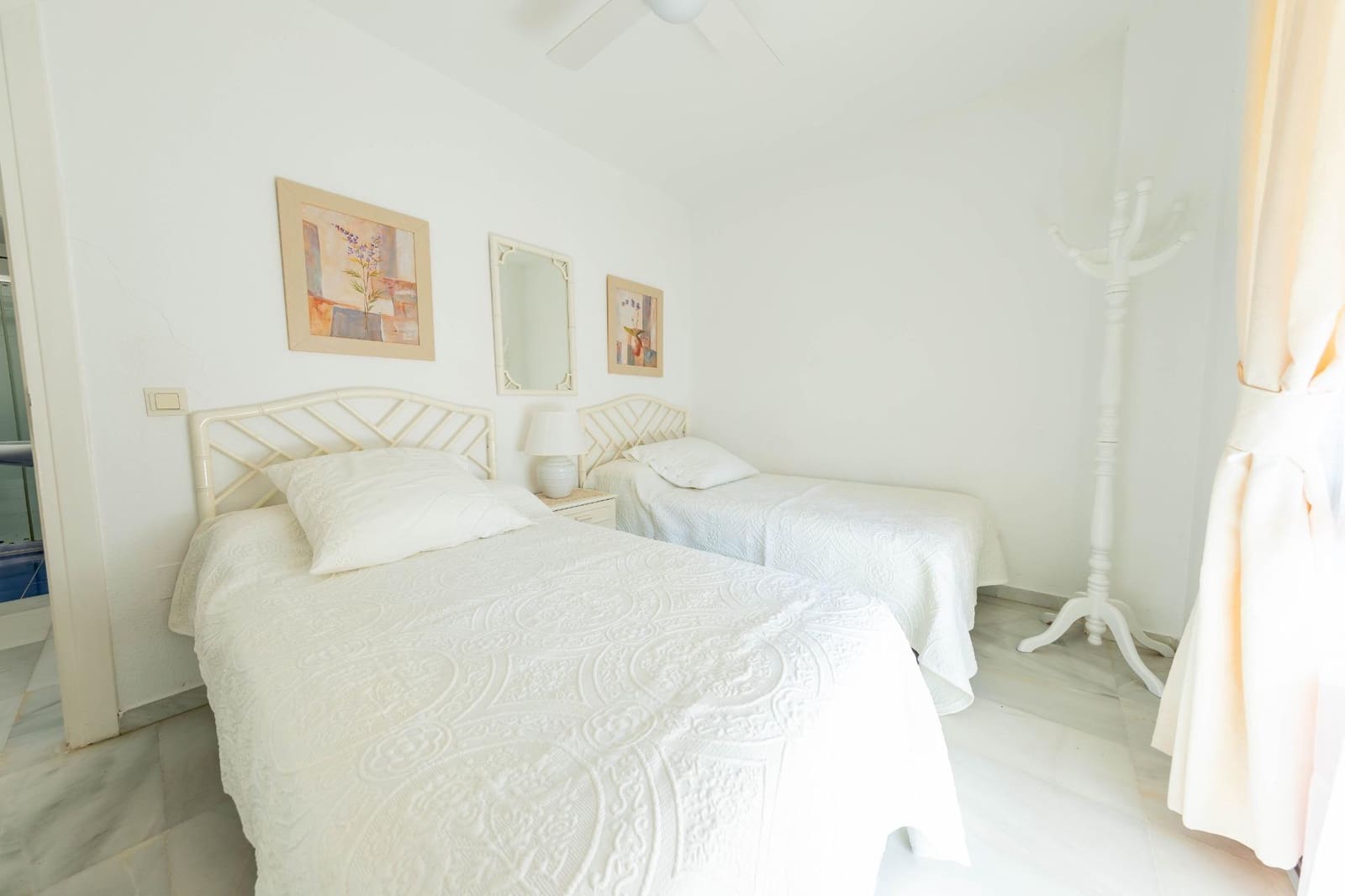 Piso de 2 habitaciones en Benalmádena en venta con piscina - 259.000 € (Ref: 9226852)