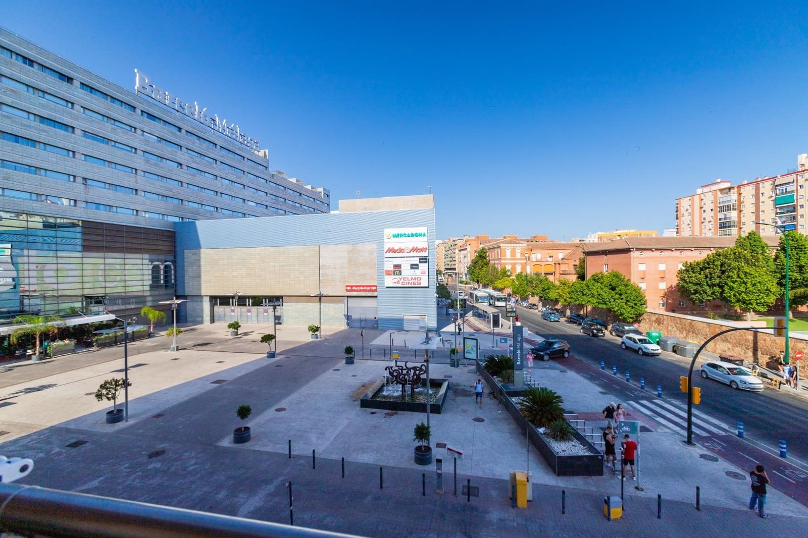 2 bedroom Flat for sale in Malaga city with pool - € 545,000 (Ref: 9248229)