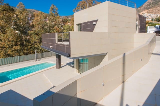 5 sypialnia Willa na sprzedaż w Benalmádena z basenem - 995 000 € (Ref: 9359407)