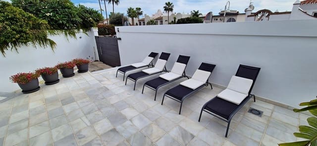 4 sypialnia Willa na sprzedaż w Puerto Marina, Benalmádena - 1 200 000 € (Ref: 9374405)