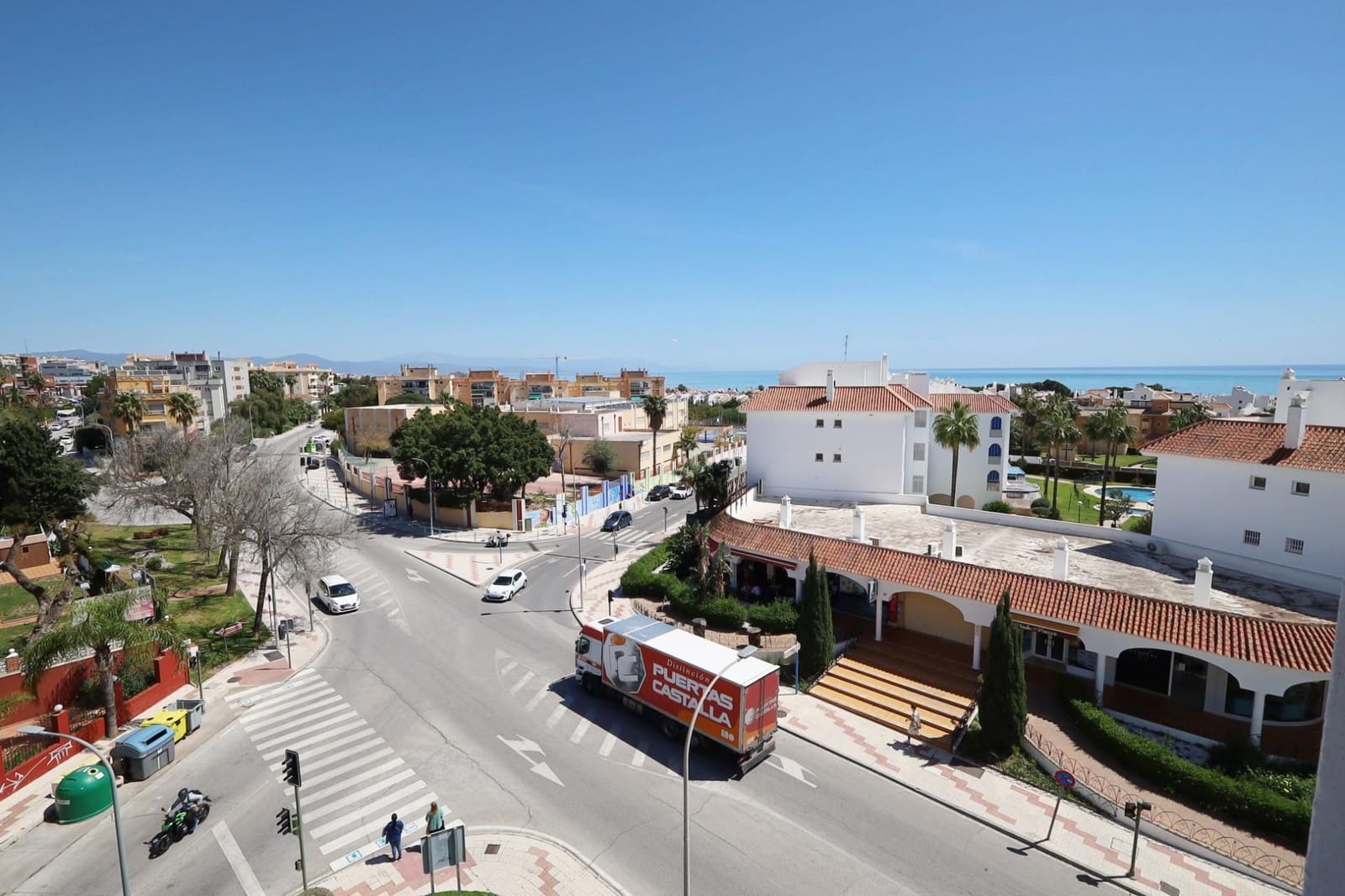 2 soveværelse Lejlighed til leje i Torremolinos - € 1.250 (Ref: 9396122)