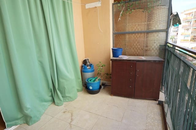 3 makuuhuone Asunto myytävänä paikassa Torremolinos - 245 000 € (Ref: 9396124)