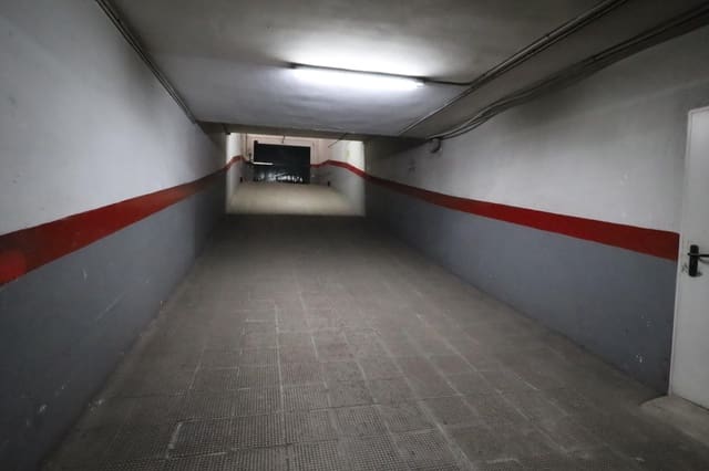 Garage til salg i Fuengirola - € 29.500 (Ref: 9398599)