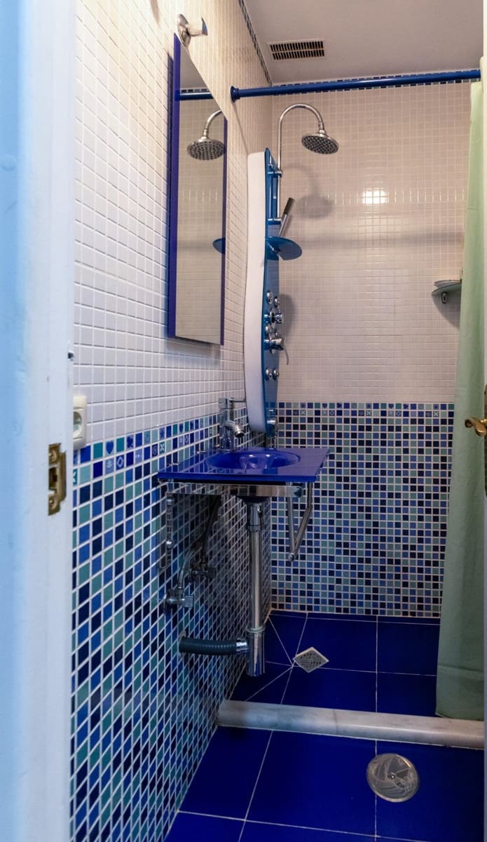 3 makuuhuone Rivitalo myytävänä paikassa Torremolinos mukana uima-altaan 
autotalli - 375 000 € (Ref: 9411153)