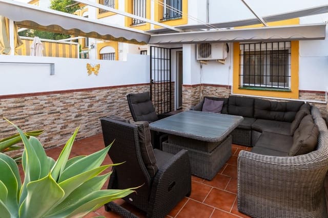 3 makuuhuone Rivitalo myytävänä paikassa Torremolinos mukana uima-altaan 
autotalli - 375 000 € (Ref: 9411153)