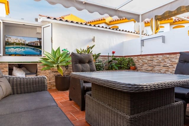 3 makuuhuone Rivitalo myytävänä paikassa Torremolinos mukana uima-altaan 
autotalli - 375 000 € (Ref: 9411153)