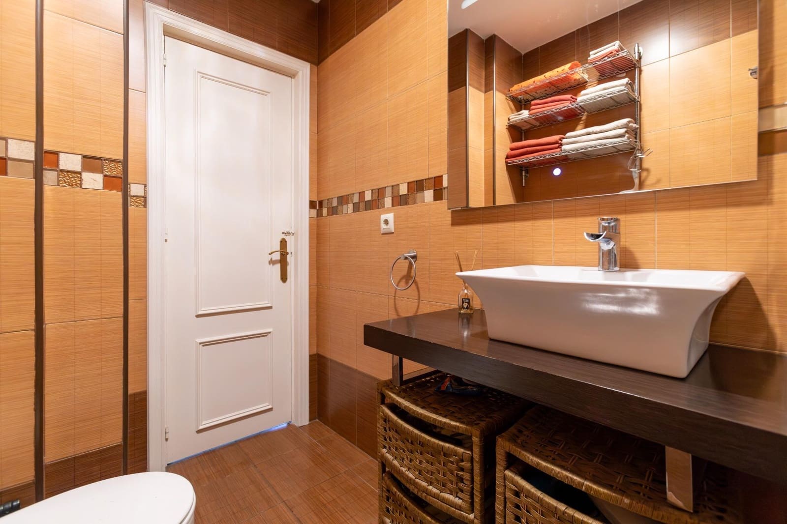 3 makuuhuone Rivitalo myytävänä paikassa Torremolinos mukana uima-altaan 
autotalli - 375 000 € (Ref: 9411153)