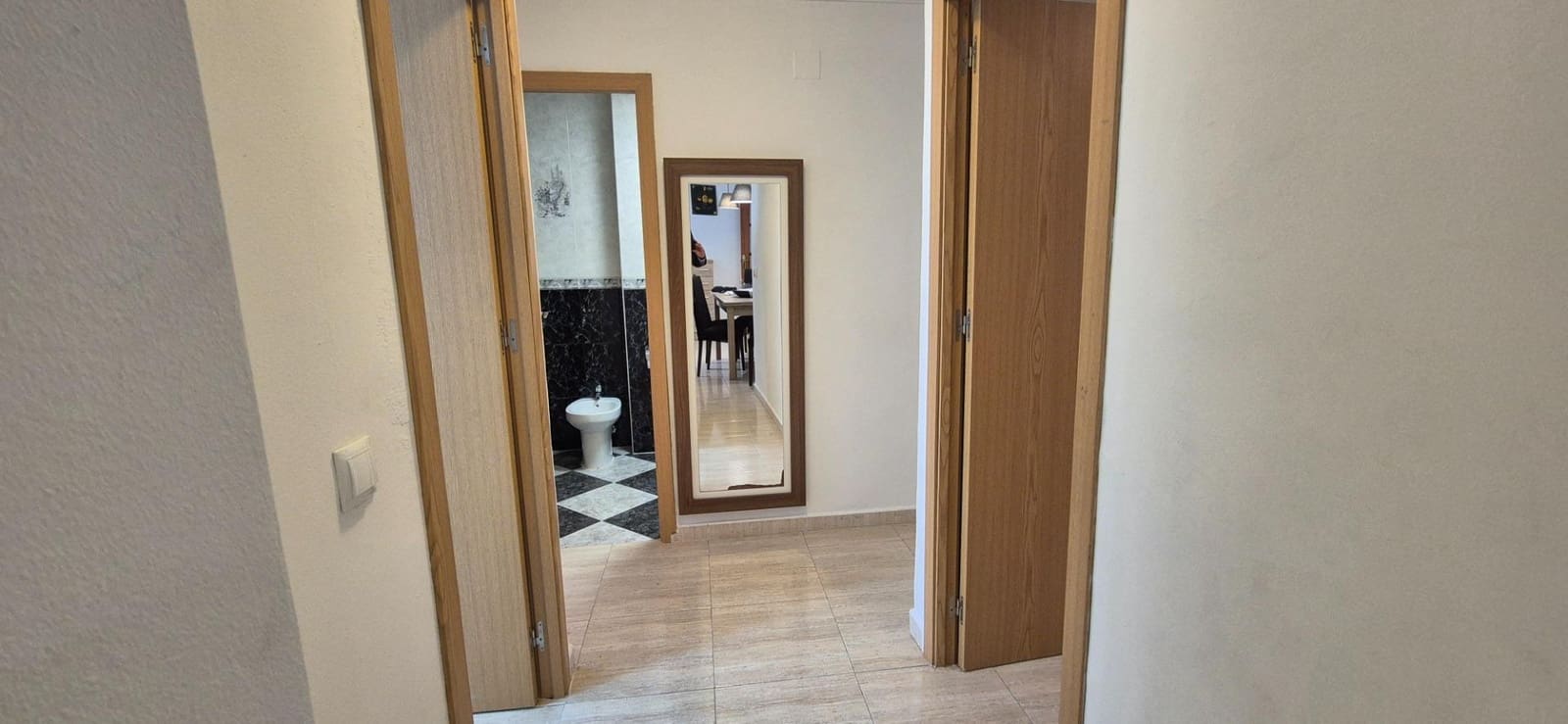 4 soveværelse Lejlighed til leje i Torremolinos - € 1.350 (Ref: 9414231)