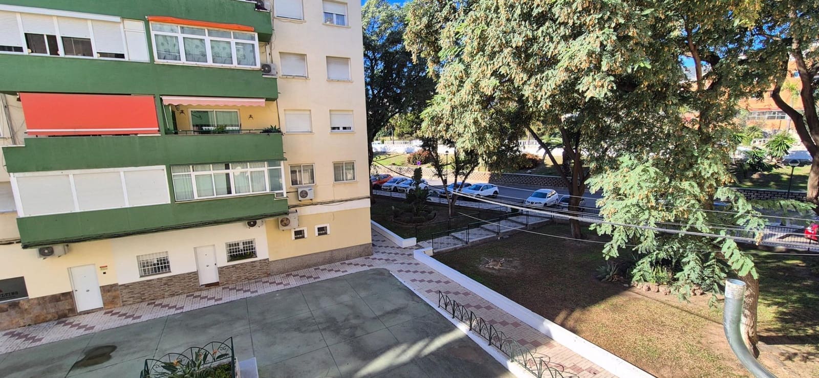 4 soveværelse Lejlighed til leje i Torremolinos - € 1.350 (Ref: 9414231)