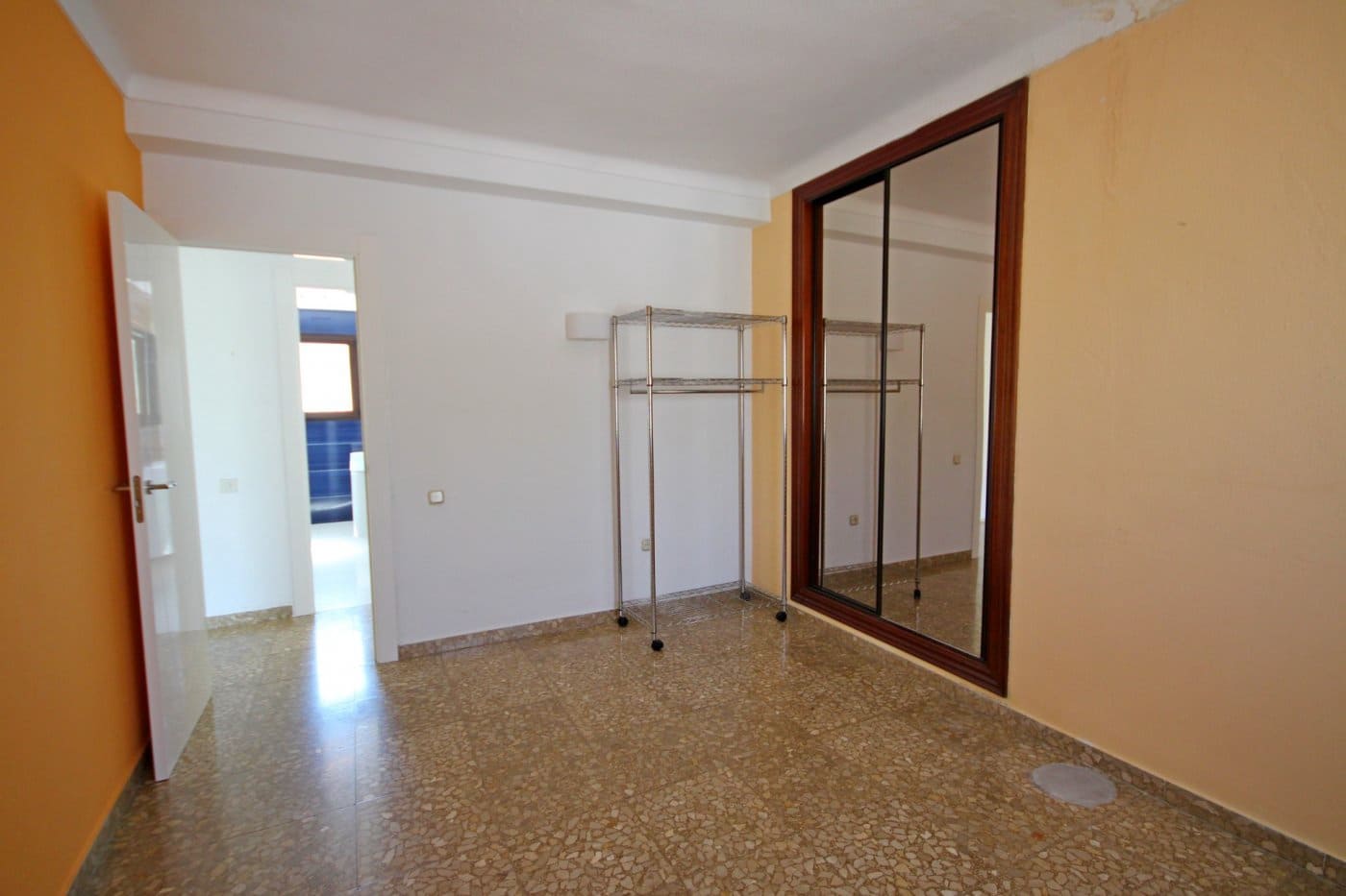 8 soveværelse Villa til salg i Malaga by med swimmingpool garage - € 1.170.000 (Ref: 9417853)