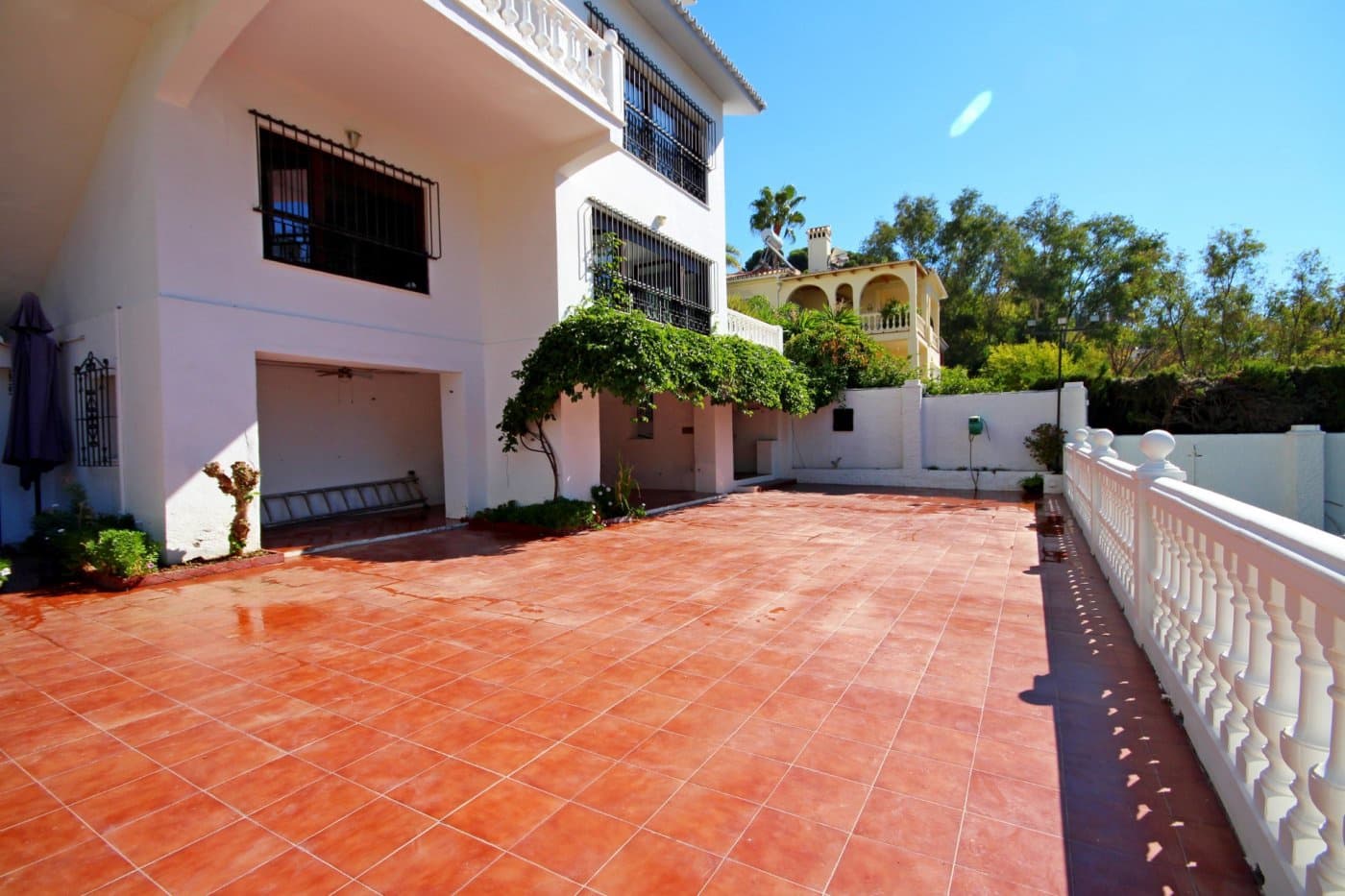 8 soveværelse Villa til salg i Malaga by med swimmingpool garage - € 1.170.000 (Ref: 9417853)