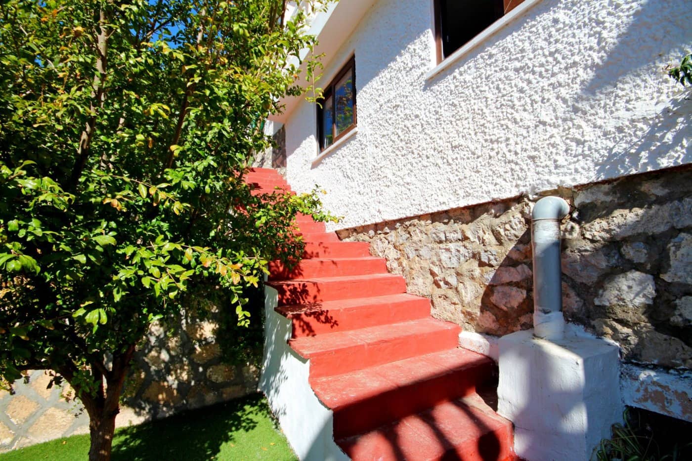 8 soveværelse Villa til salg i Malaga by med swimmingpool garage - € 1.170.000 (Ref: 9417853)