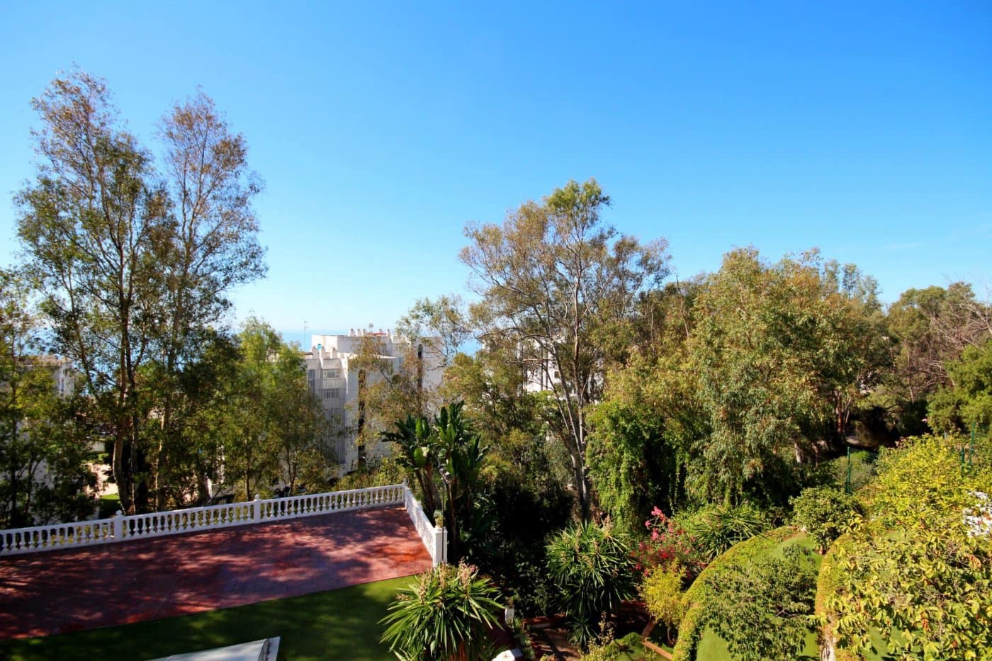 8 soveværelse Villa til salg i Malaga by med swimmingpool garage - € 1.170.000 (Ref: 9417853)