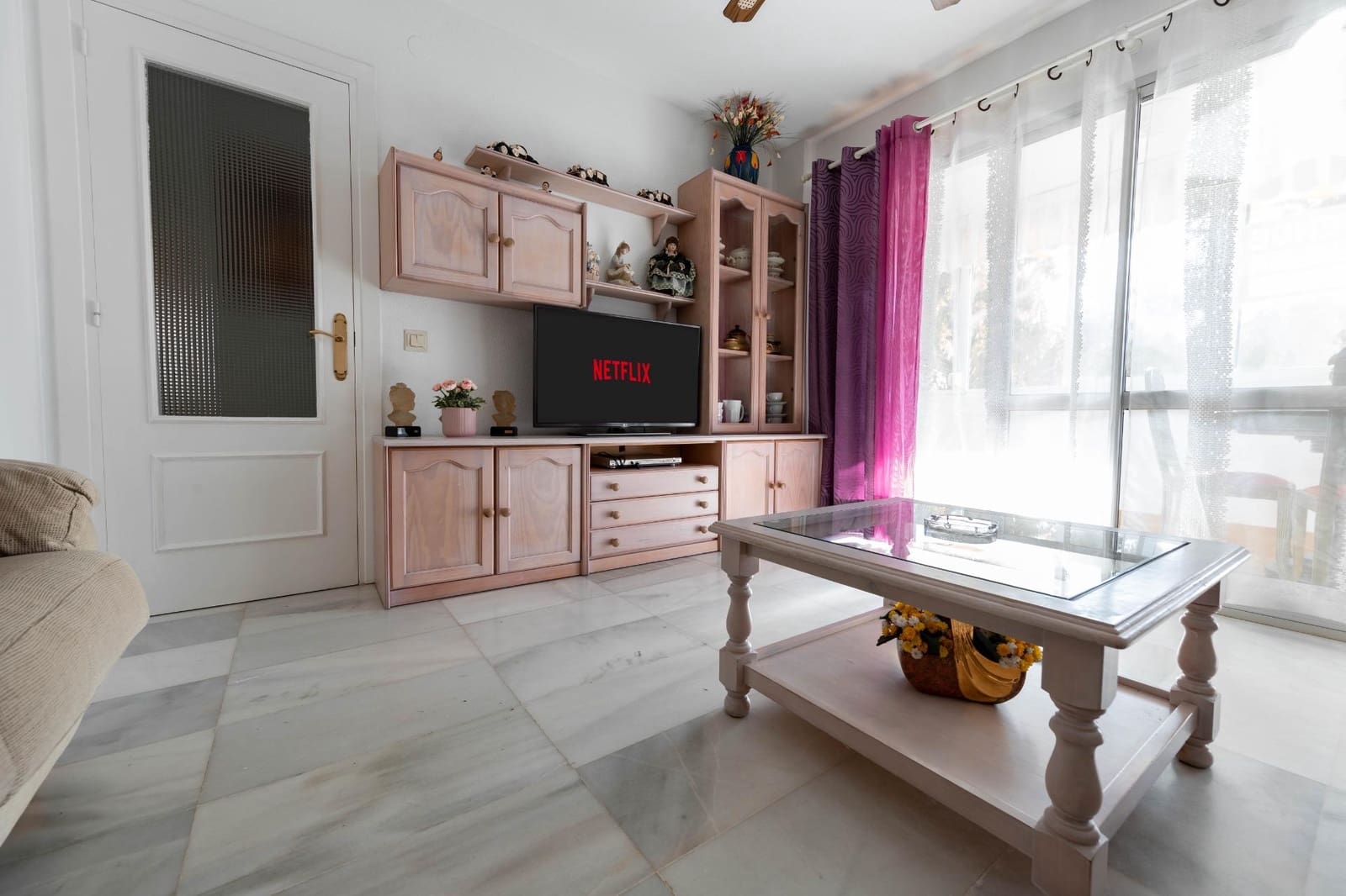 2 makuuhuone Asunto myytävänä paikassa Benalmadena mukana uima-altaan - 259 000 € (Ref: 9431592)