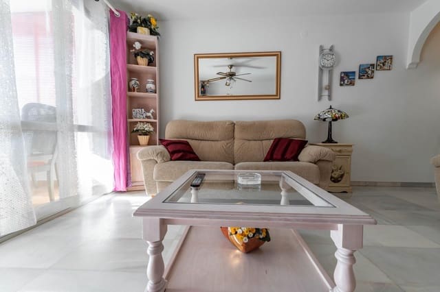 2 makuuhuone Asunto myytävänä paikassa Benalmádena mukana uima-altaan - 259 000 € (Ref: 9431592)