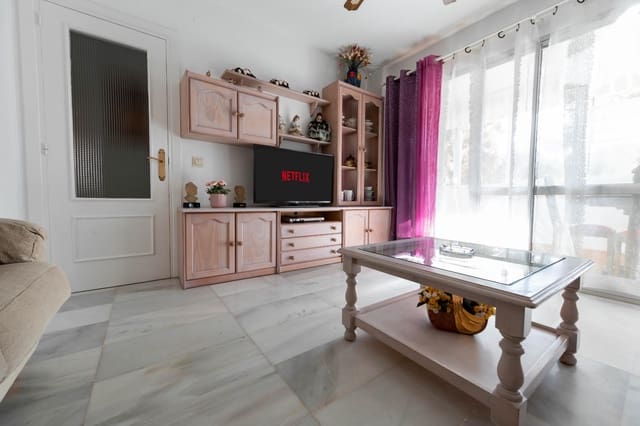 2 makuuhuone Asunto myytävänä paikassa Benalmádena mukana uima-altaan - 259 000 € (Ref: 9431592)