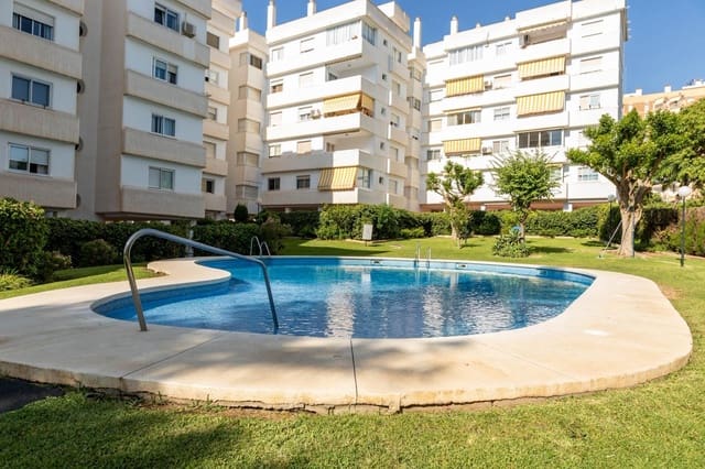 2 makuuhuone Asunto myytävänä paikassa Benalmádena mukana uima-altaan - 259 000 € (Ref: 9431592)