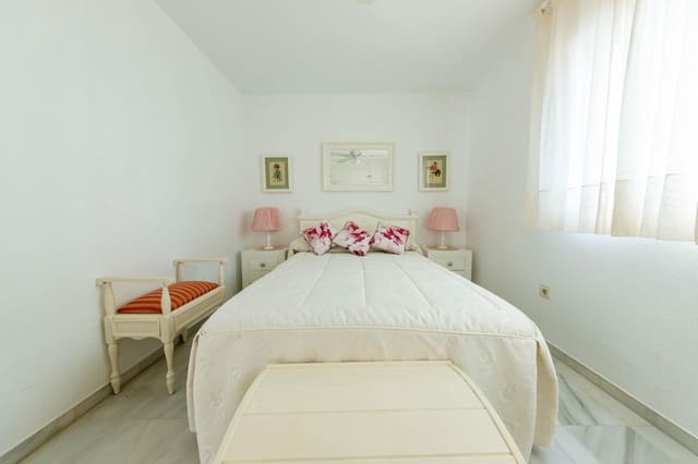 2 makuuhuone Asunto myytävänä paikassa Benalmádena mukana uima-altaan - 259 000 € (Ref: 9431592)