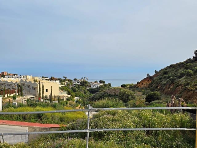 6 bedroom Villa for sale in Mijas with pool garage - € 950,000 (Ref: 9431593)