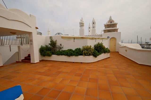 3 makuuhuone Kattohuoneisto vuokrattavana paikassa Puerto Marina, Benalmádena mukana uima-altaan - 3 000 € (Ref: 9435125)