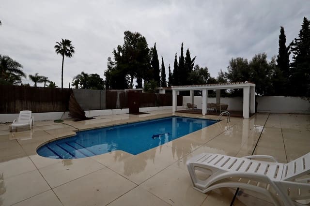 4 makuuhuone Paritalo vuokrattavana paikassa Marbella mukana uima-altaan 
autotalli - 6 000 € (Ref: 9449458)