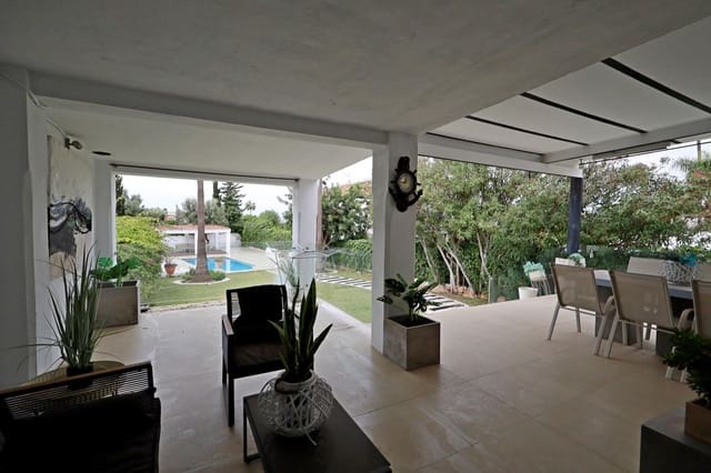 4 makuuhuone Paritalo vuokrattavana paikassa Marbella mukana uima-altaan 
autotalli - 6 000 € (Ref: 9449458)