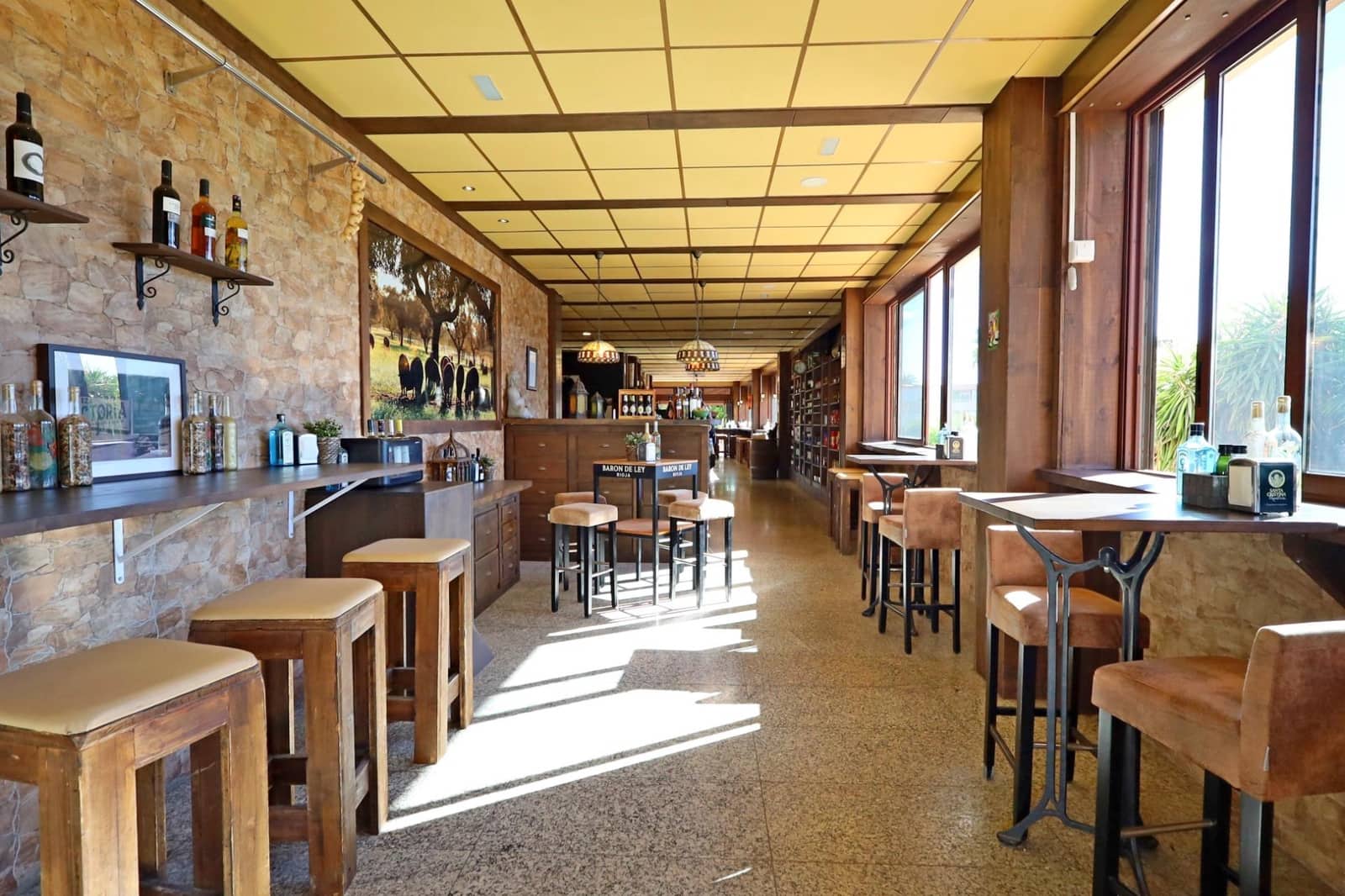 Kommersiell til salgs i Torremolinos - € 880 000 (Ref: 9452250)