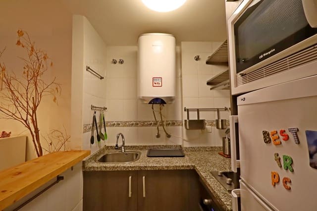 2 slaapkamer Flat te huur in Nueva Torrequebrada, Benalmádena met zwembad - € 1.500 (Ref: 9474273)