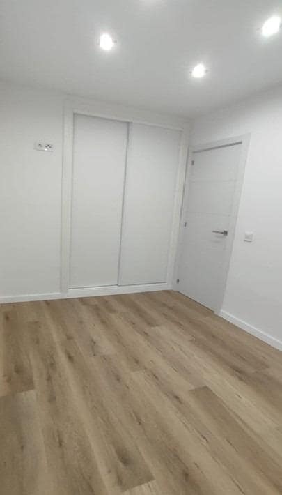 Piso de 5 habitaciones en Fuengirola en venta - 325.000 € (Ref: 9474274)