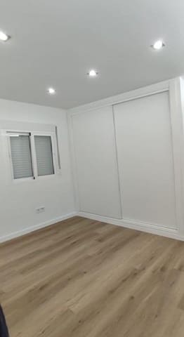 Piso de 5 habitaciones en Fuengirola en venta - 325.000 € (Ref: 9474274)