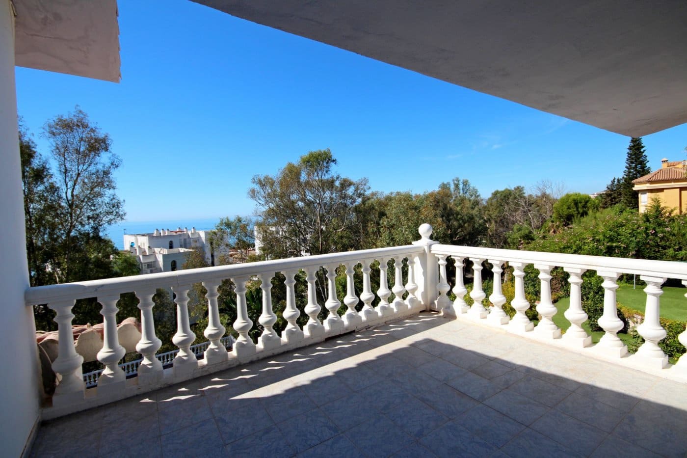 Chalet de 8 habitaciones en Málaga ciudad en venta con piscina garaje - 1.170.000 € (Ref: 9481272)