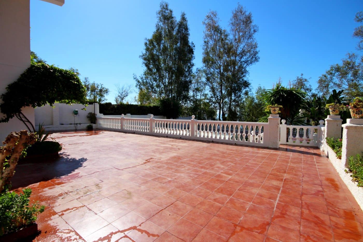 Chalet de 8 habitaciones en Málaga ciudad en venta con piscina garaje - 1.170.000 € (Ref: 9481272)