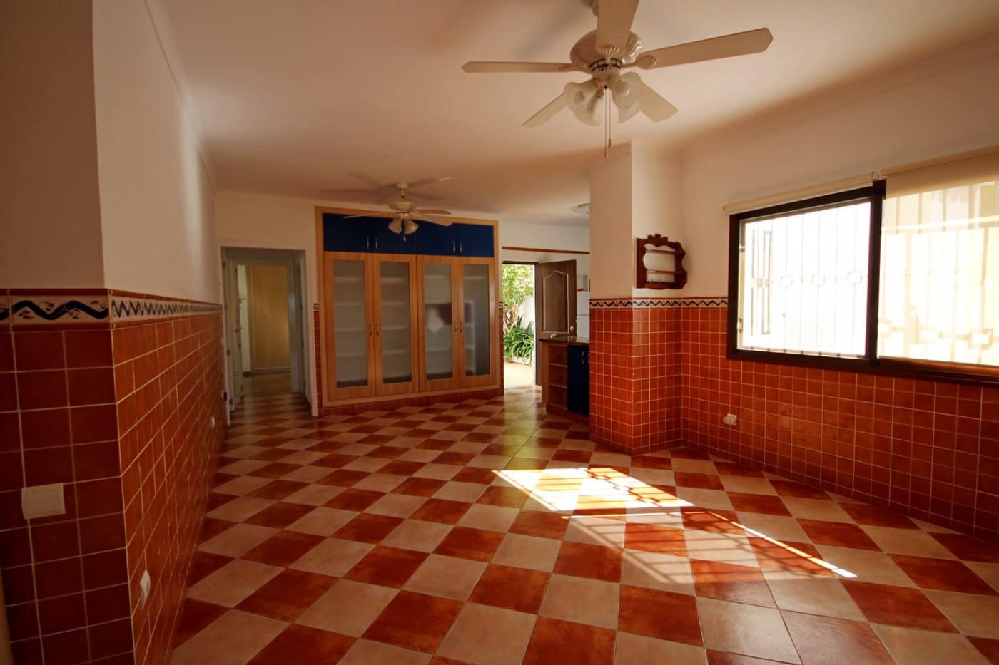 Chalet de 8 habitaciones en Málaga ciudad en venta con piscina garaje - 1.170.000 € (Ref: 9481272)