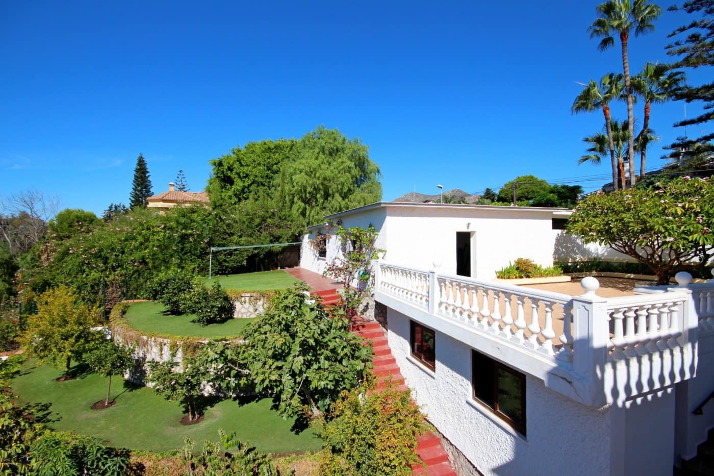 Chalet de 8 habitaciones en Málaga ciudad en venta con piscina garaje - 1.170.000 € (Ref: 9481272)