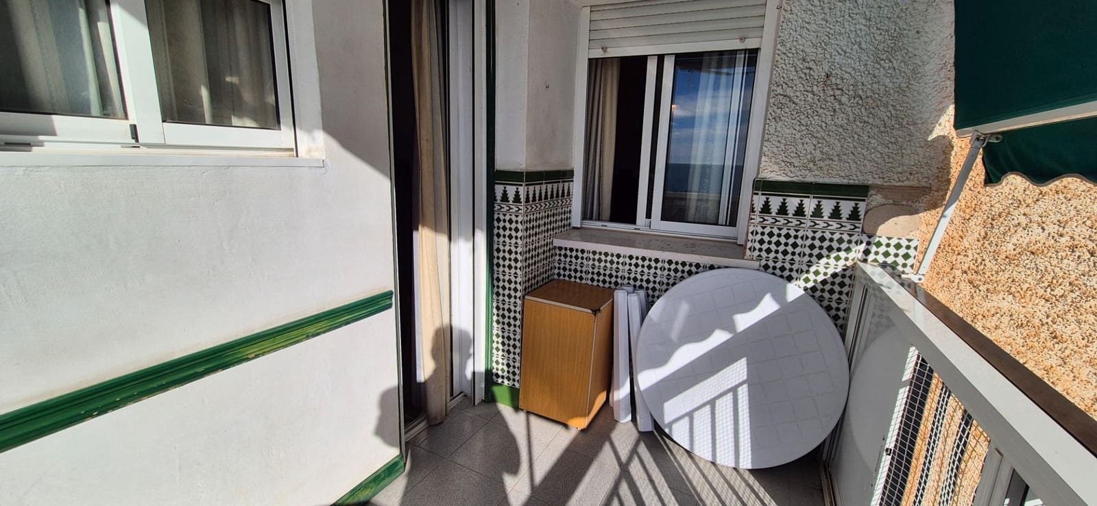 Piso de 3 habitaciones en Málaga ciudad en venta - 328.000 € (Ref: 9502552)